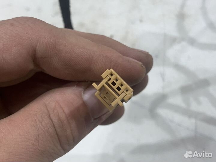 Проводка обшивки двери правой Audi Q3 8U