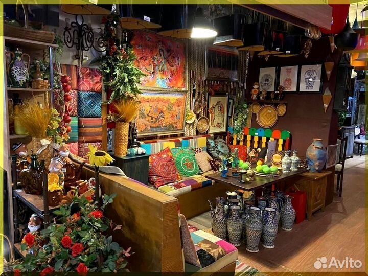 Свет и декор для кафе