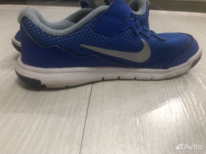 Кроссовки nike детские