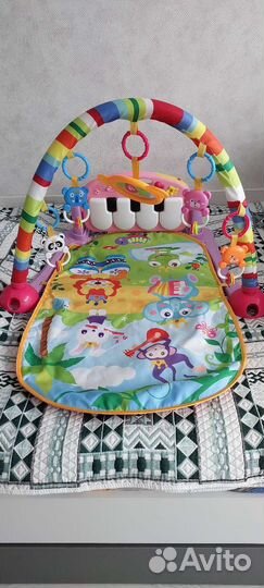 Развивающий коврик с пианино