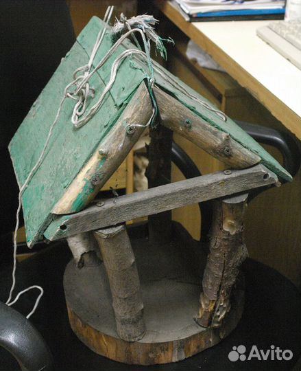 Кормушка для птиц и белок самодельная. Эксклюзив