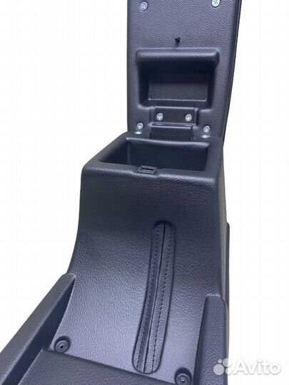 Перенос ручки кпп с подлокотником niva 4x4