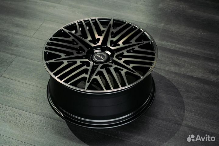 Кованые диски R22 на LX600/LC300