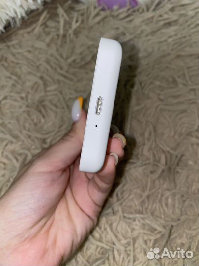 Повербанк для айфона