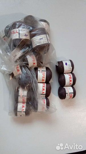 Пряжа крученая полушерстяная для ручного вязания