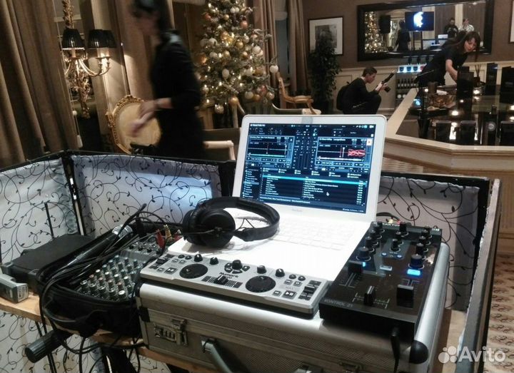 Ведущая Ди-джей Юбилей Свадьба Корпоратив. Вокал