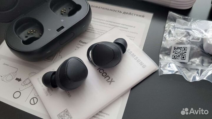 Наушники samsung Gear Icon X 2018