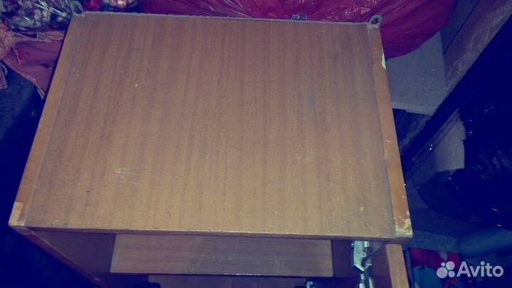 Шкаф (натуральное дерево) навесной для кухни