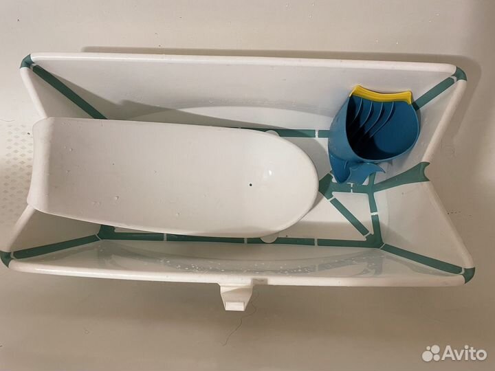 Ванна детская с горкой Stokke