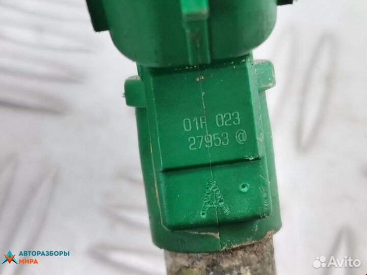 Форсунка Peugeot 206 рест. 2004
