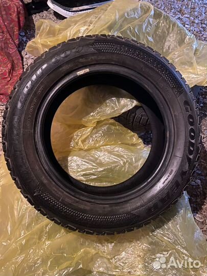 Goodyear Ultragrip 600 195/65 R15 95K