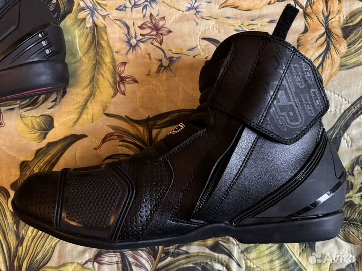 Мотоботы MCP pilgrim