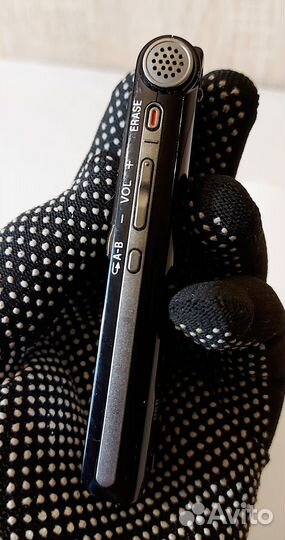 Диктофон цифровой Sony ICD-UX502