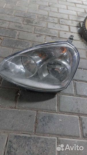 Фара левая priora