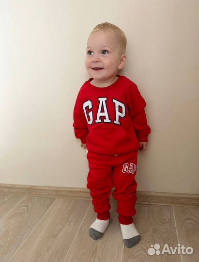 Костюм Gap