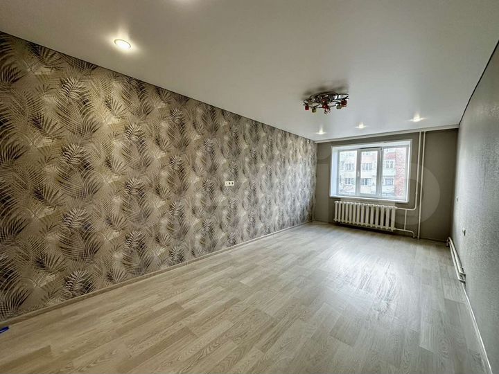 2-к. квартира, 67,1 м², 3/6 эт.