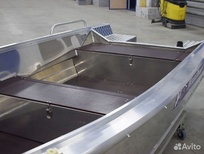 Моторная лодка Wyatboat 430Р алюминиевая новая