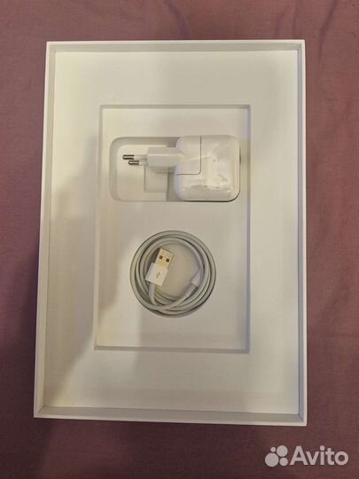 iPad 8 поколения + sim (32gb)