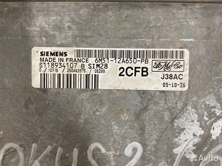 Блок управления двигателем Ford 6m5112a650pb