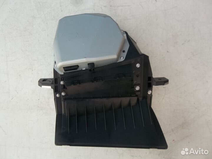 BMW 7 F01 F02 проекция на лобовое стекло 2008-2015