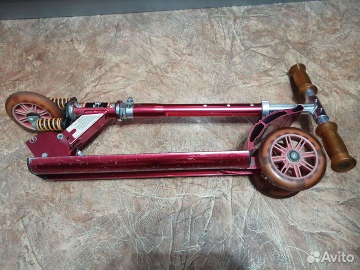 Самокат детский бу со светящимися колесами