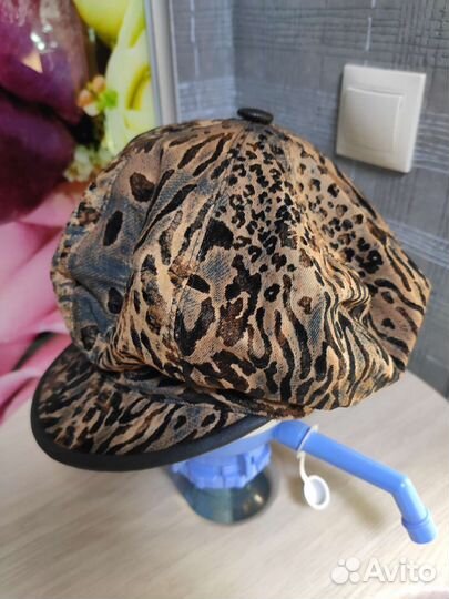 Женская кепка новая