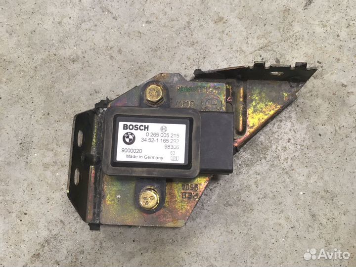 Датчик ускорения bmw e38