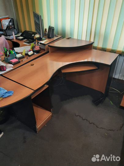 Компьютерный стол