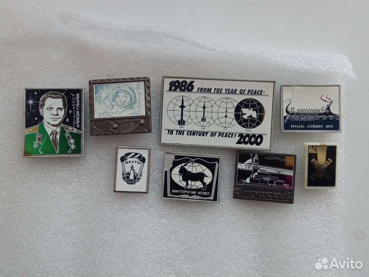 Значки СССР (ситалл)