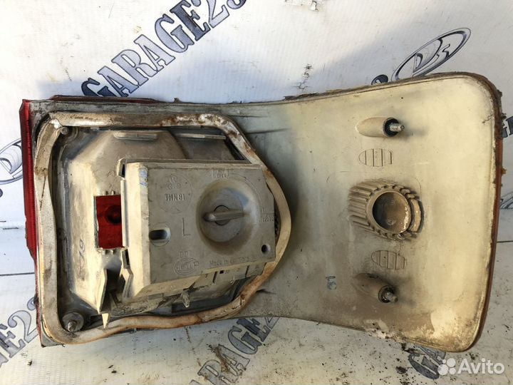 Поворотник задний левый Audi 80