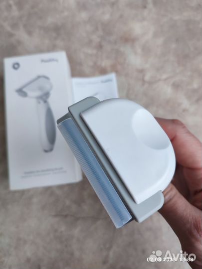 Щетка для вычесывания шерсти pawbby