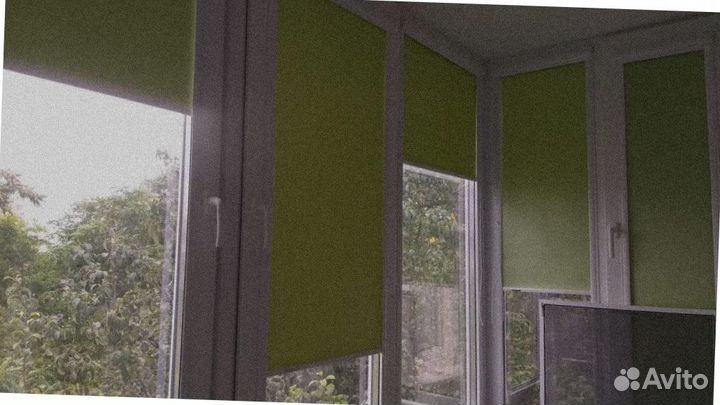 Рулонные кассетные шторы и жалюзи с направляющими