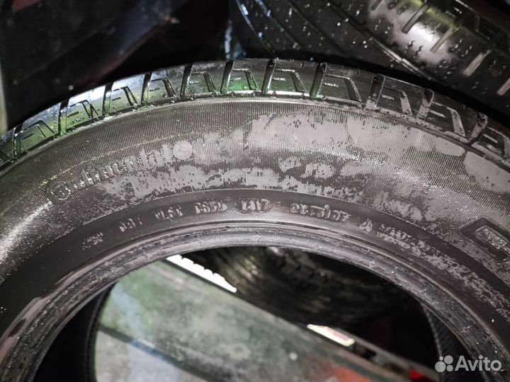 Continental ContiCrossContact LX 215/65 R16 98H