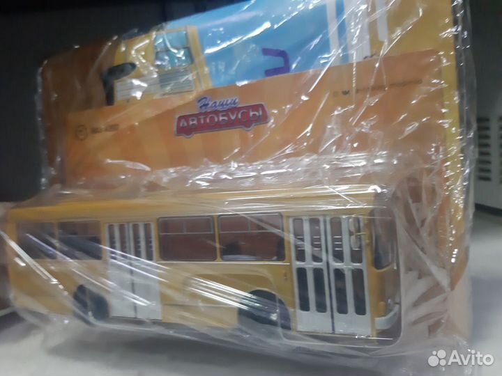 Коллекционная модель автобуса