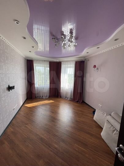 2-к. квартира, 59 м², 1/7 эт.