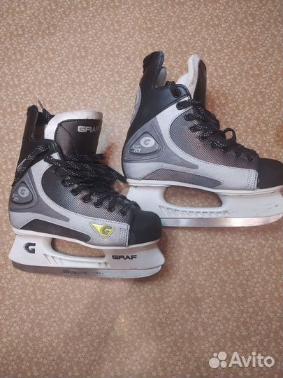 Коньки хоккейные