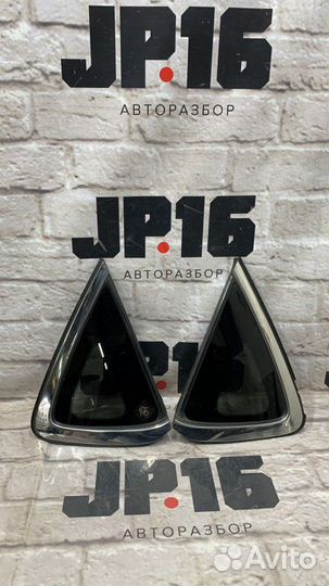 Форточка задняя левая Infiniti Ex37 J50 3.7