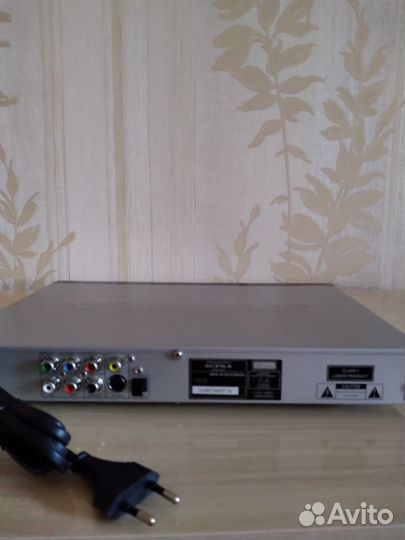 DVD-плеер supra DVS-010