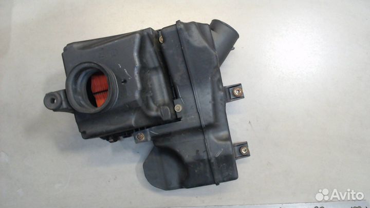 Корпус воздушного фильтра Honda CR-V, 2001