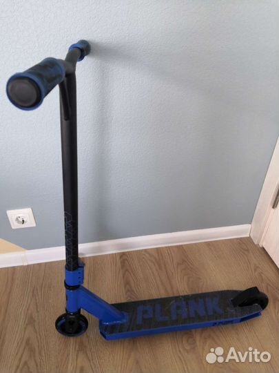 Трюковой самокат-снегокат Plank Triton