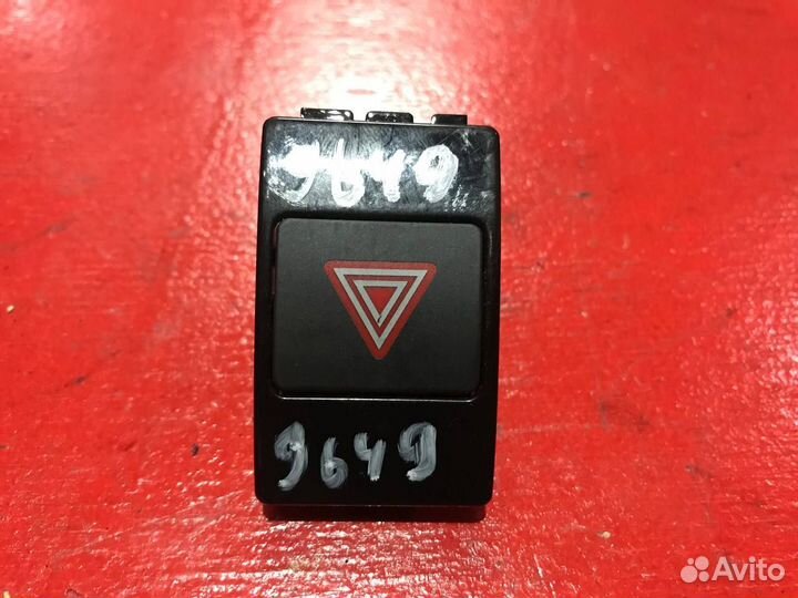 Кнопка аварийной сигнализации Audi A6 C7 3.0 CGW