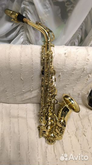 Саксофон альт brahner