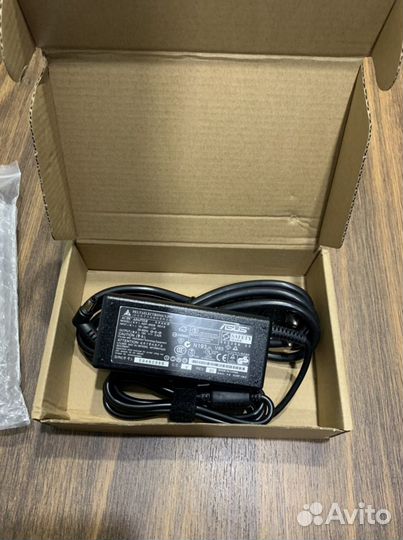 Блок питания ноутбука asus 19v 3.42A новый