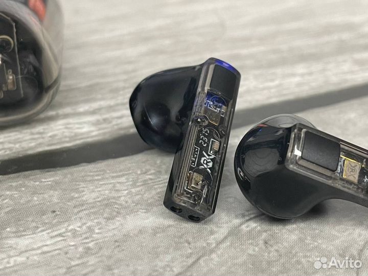 Беспроводные наушники JBL Zero