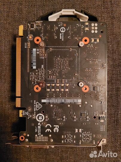 Видеокарта GTX 1050