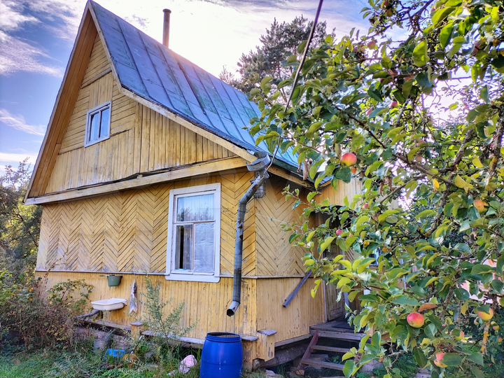 Дача 40 м² на участке 6 сот.