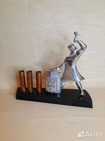 Настольный Сувенир Тульский кузнец Вакула