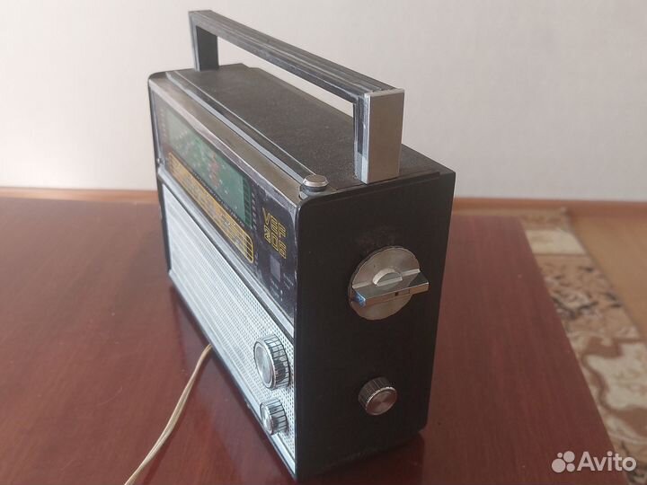 Радиоприемник СССР VEF206