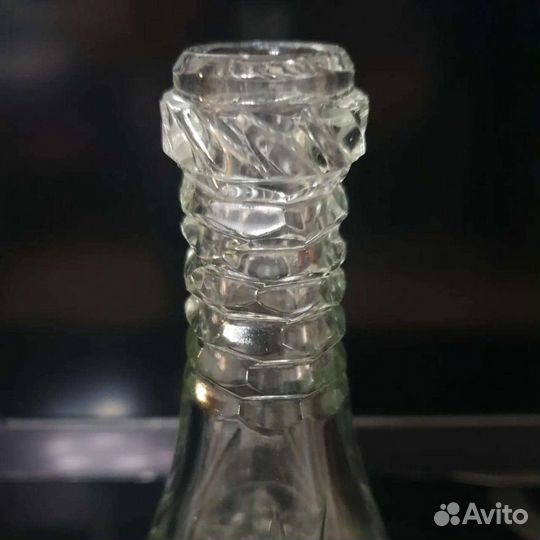 Хрустальная бутылка