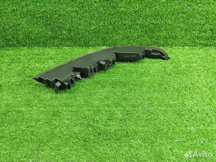 Фонарь задний левый в бампер Audi Q3 14-18г VAG